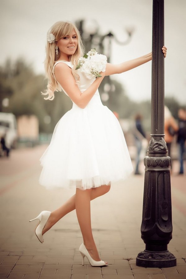 Les plus belles robes de mariée courtes: photos de robes courtes pour les mariées les plus audacieuses