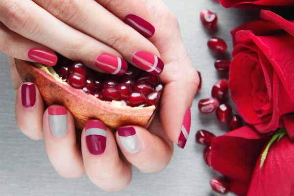 Piękny francuski manicure 2024-2025: zdjęcia, aktualności