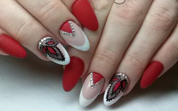 Manicure merah yang indah 2024-2025 - gambar, idea-idea manicure merah