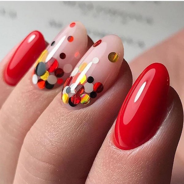 Manicure merah yang indah 2024-2025 - gambar, idea-idea manicure merah