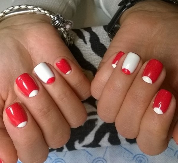 Manicure merah yang indah 2024-2025 - gambar, idea-idea manicure merah