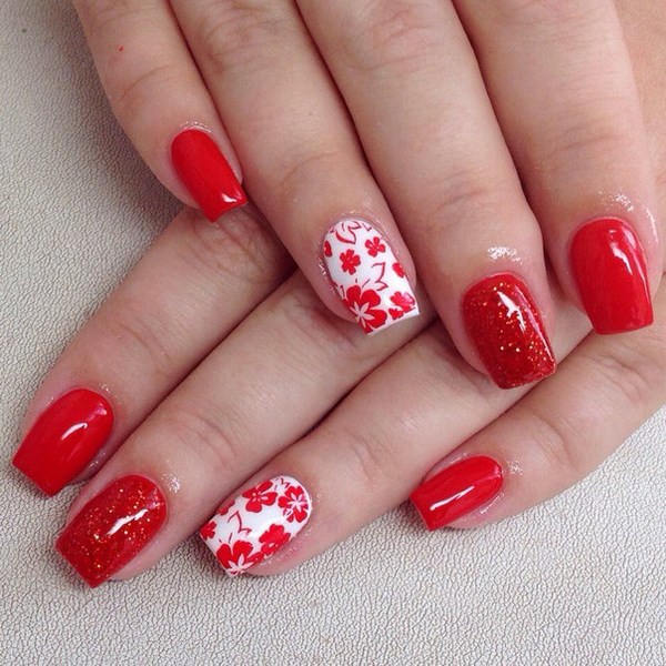 Manicure merah yang indah 2024-2025 - gambar, idea-idea manicure merah