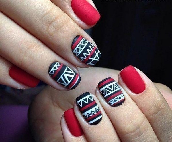 Manicure merah yang indah 2024-2025 - gambar, idea-idea manicure merah