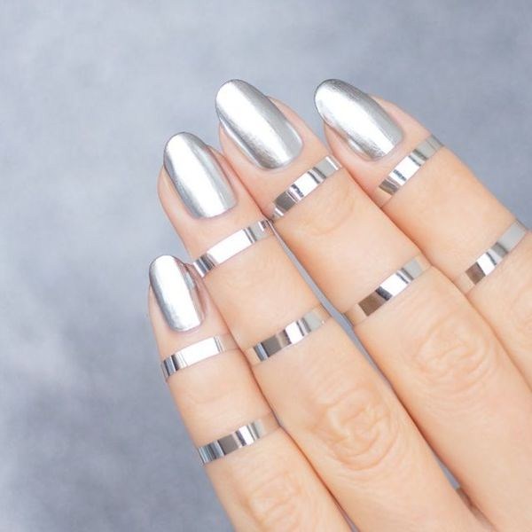 Manicure cermin yang menggembirakan 2024-2025: gambar, idea manicure cermin