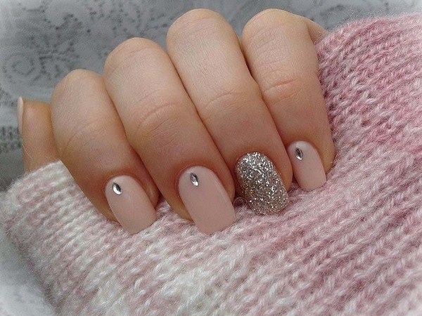 Piękny nagi manicure: zdjęcia, wiadomości, pomysły nagiego manicure