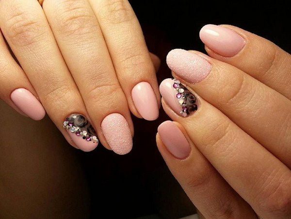 Piękny nagi manicure: zdjęcia, wiadomości, pomysły nagiego manicure