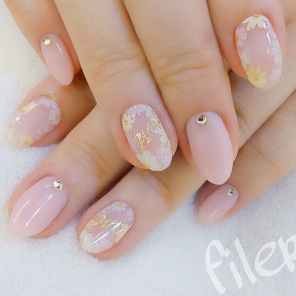 Piękny nagi manicure: zdjęcia, wiadomości, pomysły nagiego manicure