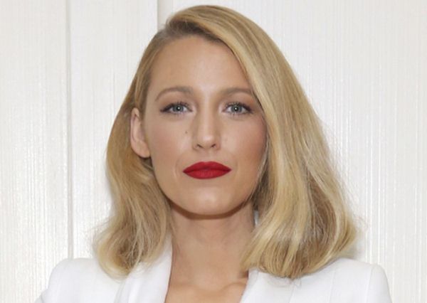 Perubahan imej Blake Lively: imej terbaik, gaya pakaian - foto