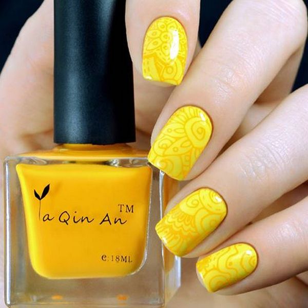 Manicure kuning asli 2024-2025 dalam gaya yang berbeza: perkara baru, idea, trend