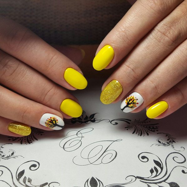 Manicure kuning asli 2024-2025 dalam gaya yang berbeza: perkara baru, idea, trend