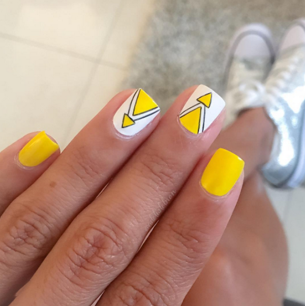 Manicure kuning asli 2024-2025 dalam gaya yang berbeza: perkara baru, idea, trend