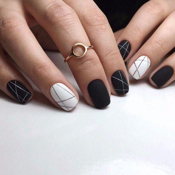 Manicure bergaya dalam gaya minimalism: idea terbaik untuk minicism manicure, trend, foto