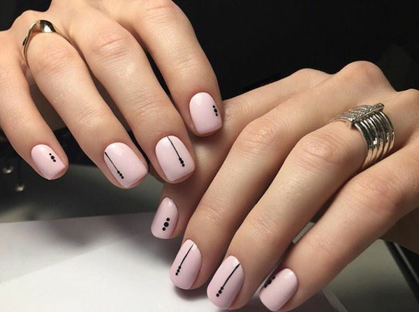 Manicure bergaya dalam gaya minimalism: idea terbaik untuk minicism manicure, trend, foto