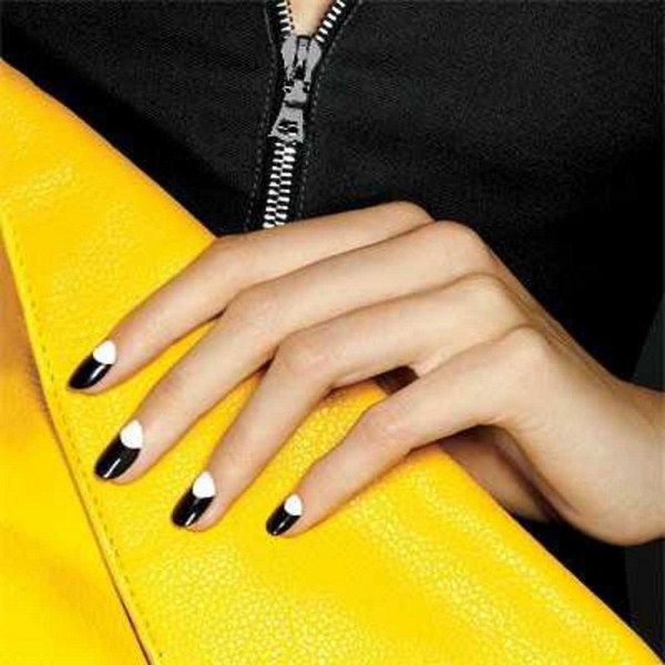 Manicure hitam dan putih yang indah 2024-2025: idea terbaik dalam reka bentuk kuku hitam dan putih dalam gaya yang berbeza