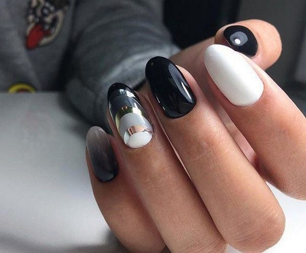 Manicure hitam dan putih yang indah 2024-2025: idea terbaik dalam reka bentuk kuku hitam dan putih dalam gaya yang berbeza