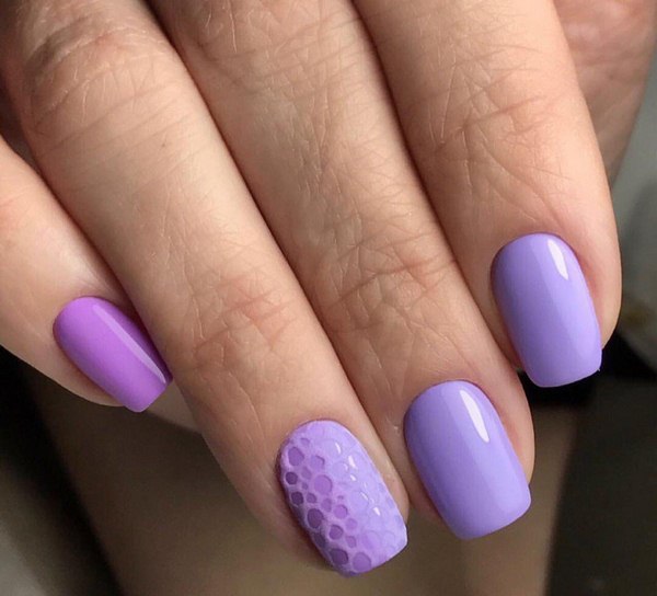 Manicure ungu yang lazat 2024-2025: idea, produk baru, trend - foto