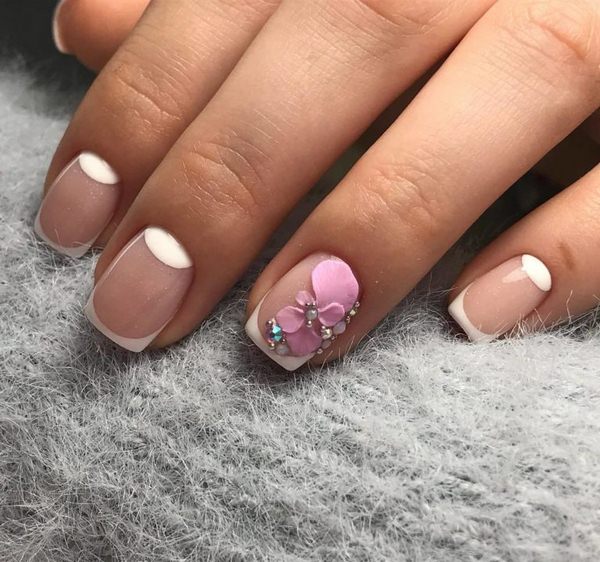 Wspaniały manicure kwiatowy 2024-2025: zdjęcia, pomysły manicure z kwiatami