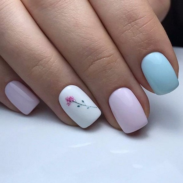 Wspaniały manicure kwiatowy 2024-2025: zdjęcia, pomysły manicure z kwiatami