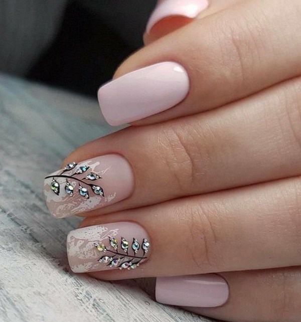 Manicure yang paling bergaya 2024-2025: trend dalam manicure, foto, berita