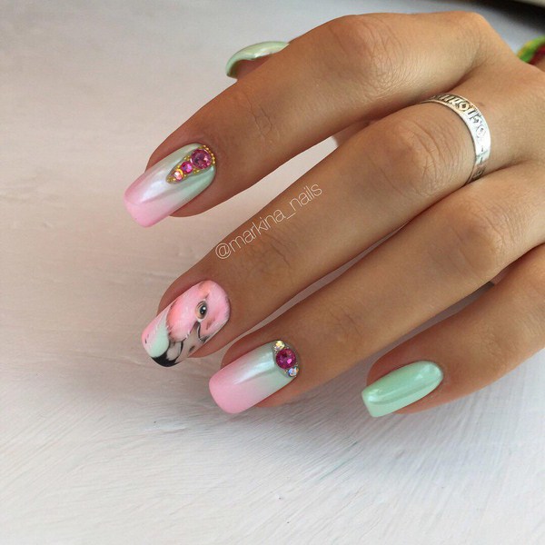 Manicure paling bergaya dengan rhinestones: idea hebat dan gambar berwarna musim 2024-2025