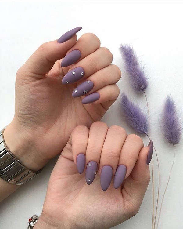 Manicure paling bergaya dengan rhinestones: idea hebat dan gambar berwarna musim 2024-2025