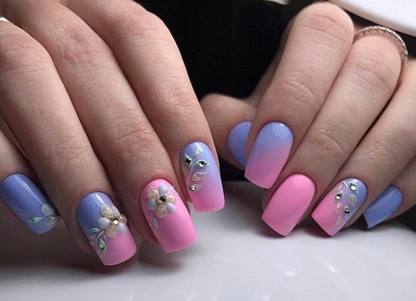 Manicure paling bergaya dengan rhinestones: idea hebat dan gambar berwarna musim 2024-2025