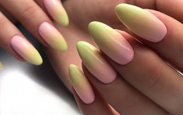 Top 15 trend terbaik reka bentuk musim bunga manicure 2024-2025 dalam foto