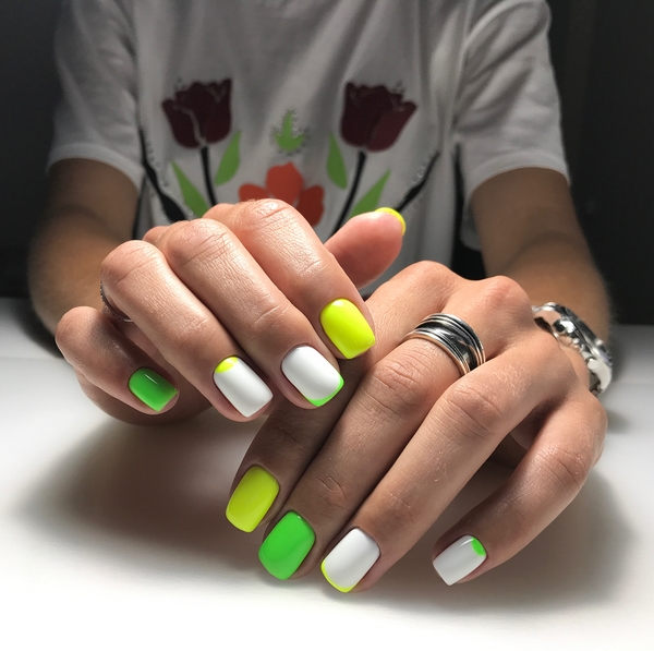 Manicure musim panas yang indah 2024-2025: gambar, idea-idea manicure musim panas