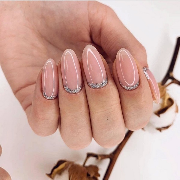 Idea bergaya untuk reka bentuk manicure dengan gosok 2024-2025 - item dan trend baru