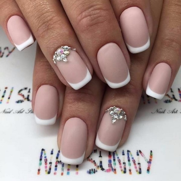 50 odcieni beżu ... - nowe trendy manicure beżowego 2024-2025 na każdy gust