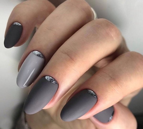 Manicure bulan menawan 2024-2025: gaya baru dan jenis reka bentuk kuku dengan lubang