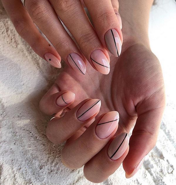 Modne pomysły na neutralny manicure 2024-2025: najnowsze wiadomości i najlepsze zdjęcia