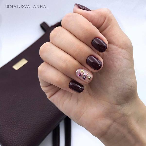 Trend panas dalam reka bentuk manicure 2024-2025 - menonton dan terinspirasi!