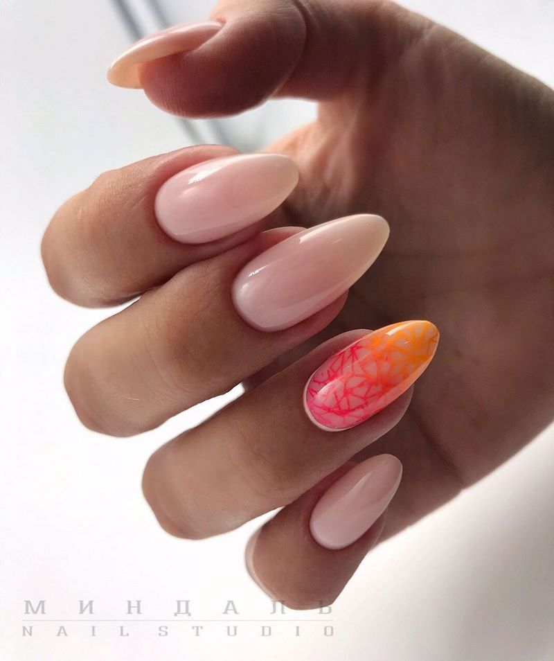 Imej manicure baru untuk musim panas tahun 2024 - trend utama dan trend dalam foto