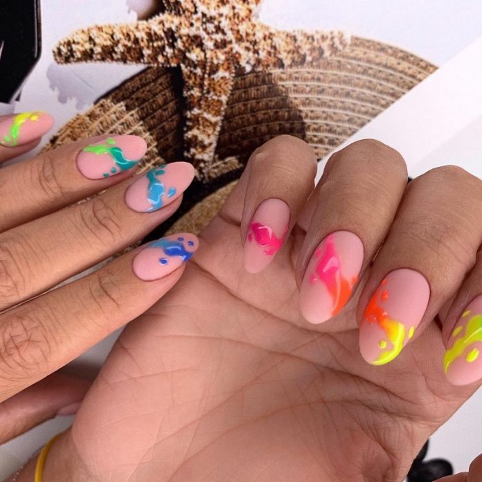 Imej manicure baru untuk musim panas tahun 2024 - trend utama dan trend dalam foto