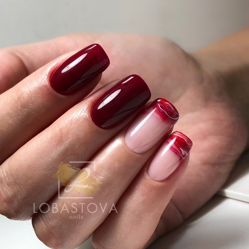 Manicure burgundy menawan 2024-2025 dalam teknik dan gaya baru