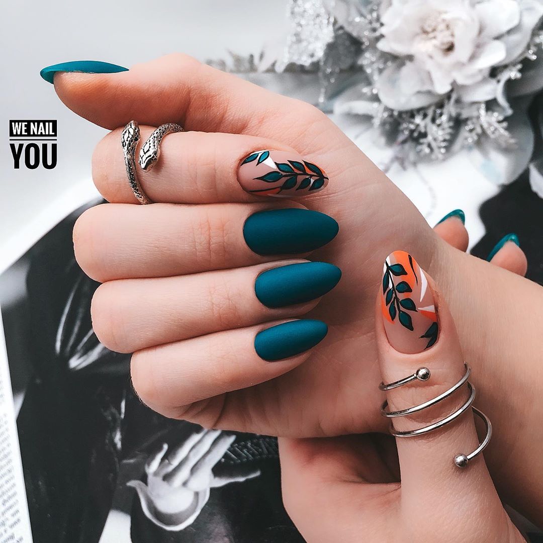 Trend manicure yang paling indah di musim 2024-2025: produk baru terbaik, idea terbaik dalam foto