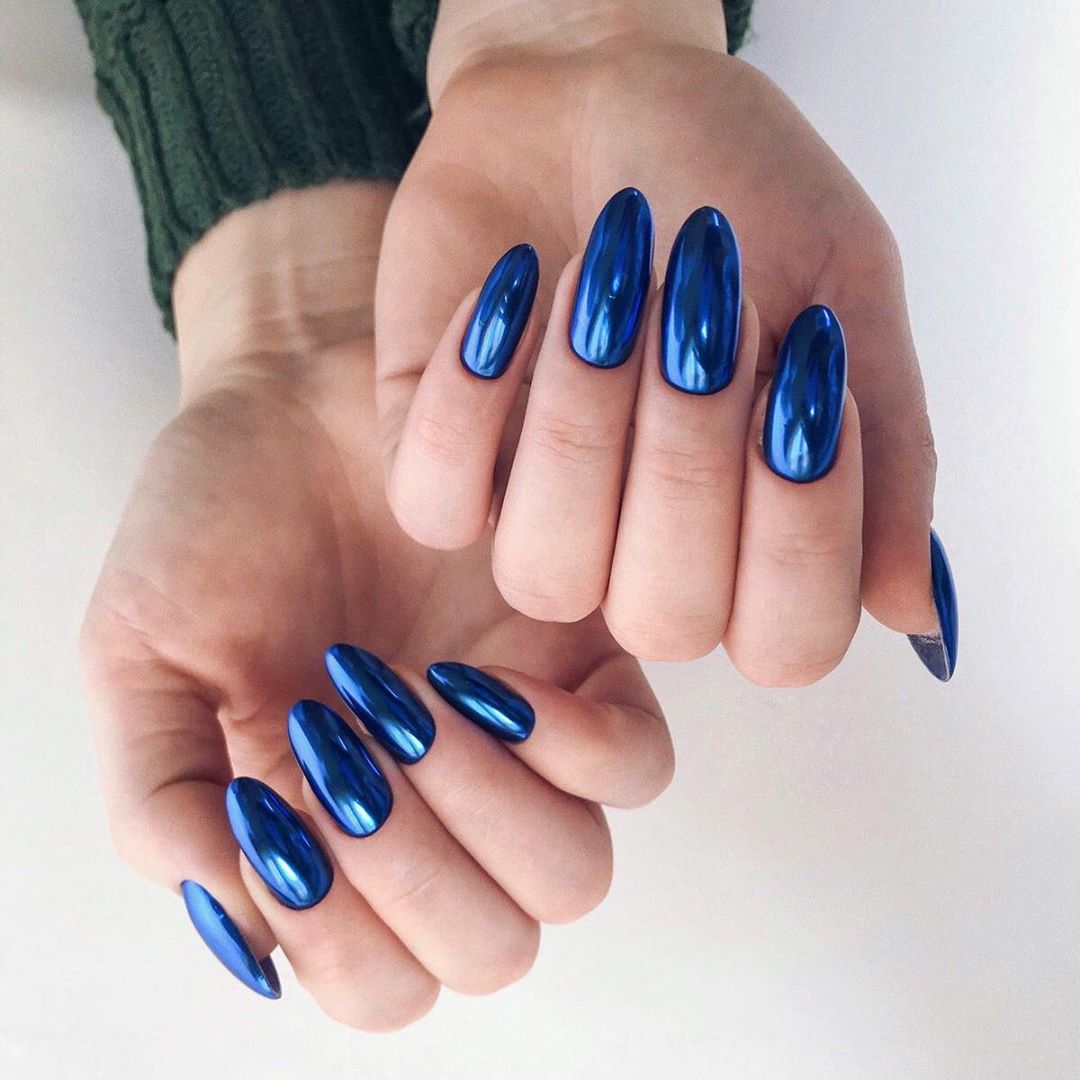 Manicure biru bergaya 2024-2025: idea, berita, trend - foto